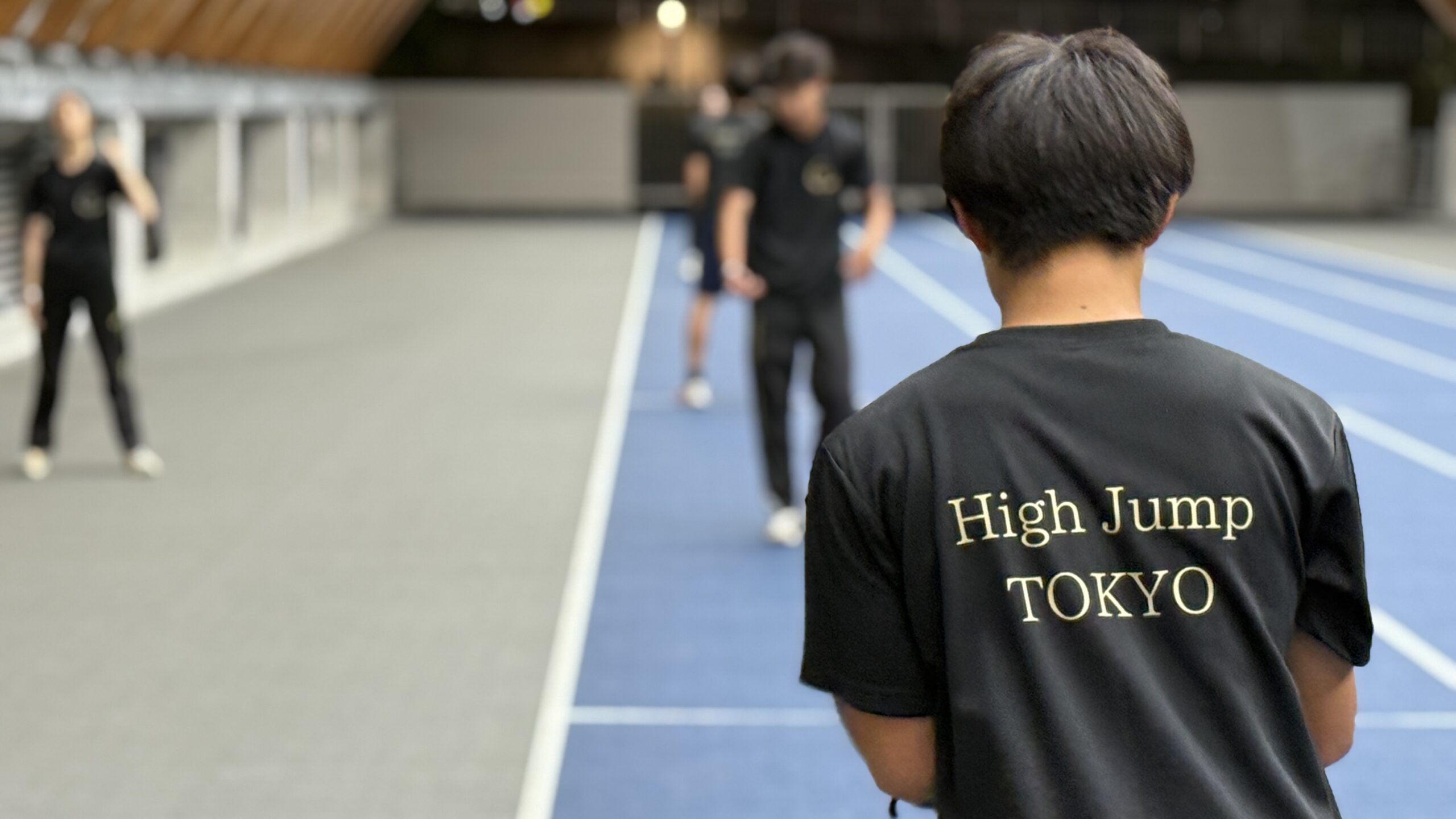 High Jump TOKYOで走高跳に向き合う選手たちの後ろ姿